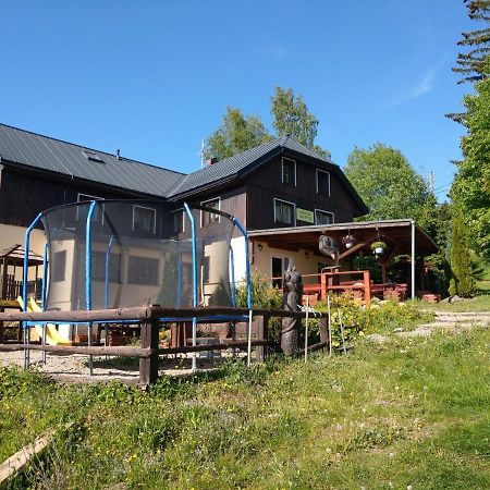 Horska Chata Na Spici Бенецко Экстерьер фото